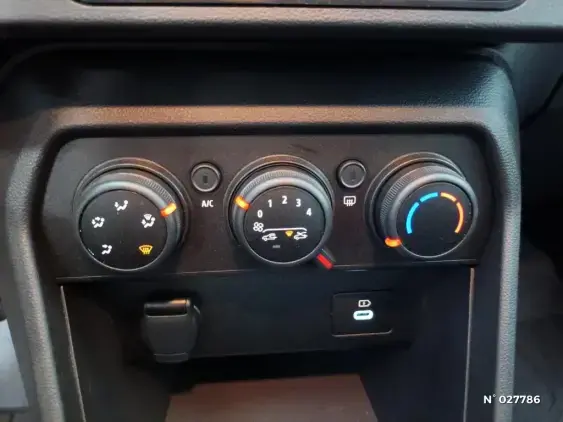 DACIA SANDERO III - voiture d'occasion - Photo 15
