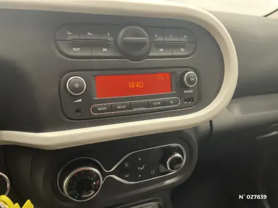 RENAULT TWINGO ELECTRIQUE III - voiture d'occasion - Photo 13
