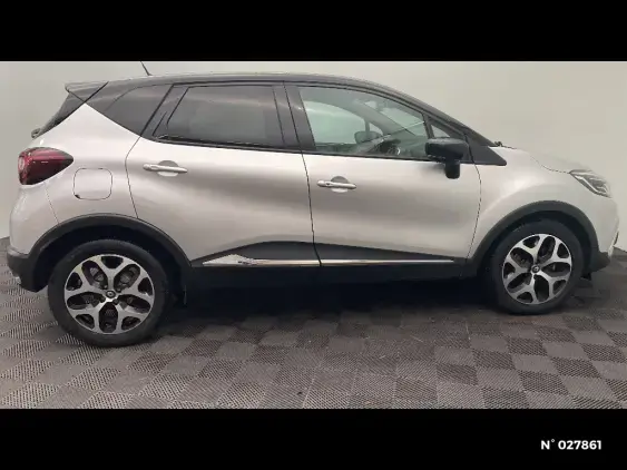 RENAULT CAPTUR - voiture d'occasion - Photo 5