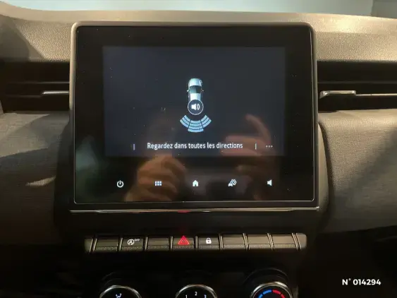 RENAULT CLIO V - voiture d'occasion - Photo 13