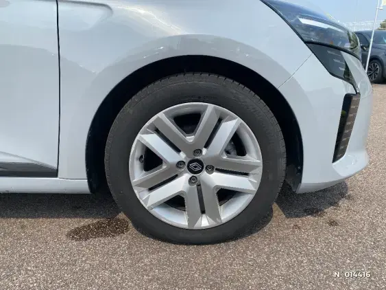 RENAULT CLIO V - voiture d'occasion - Photo 8