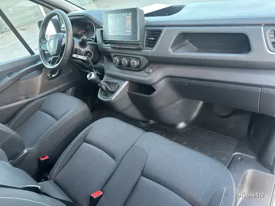 RENAULT TRAFIC FG III - voiture d'occasion - Photo 10