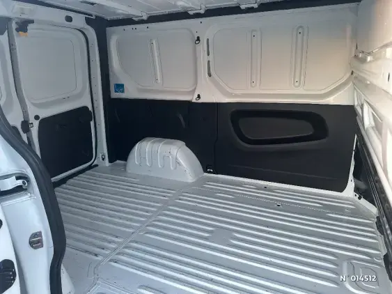 RENAULT TRAFIC FG III - voiture d'occasion - Photo 11