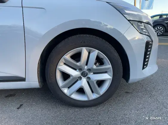 RENAULT CLIO V - voiture d'occasion - Photo 8