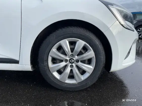 RENAULT CLIO V - voiture d'occasion - Photo 8