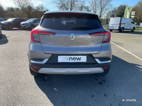 RENAULT CAPTUR II - voiture d'occasion - Photo 6