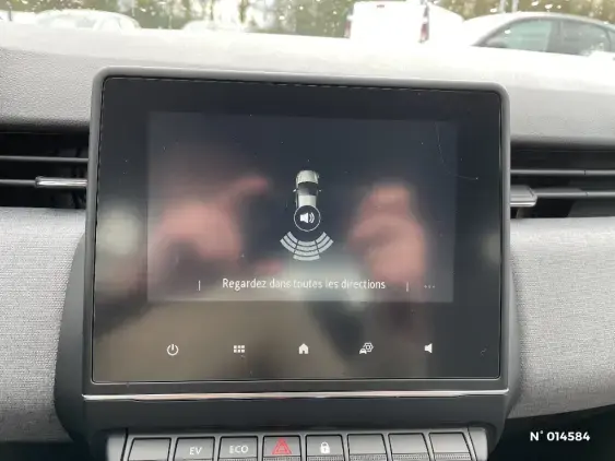 RENAULT CLIO V - voiture d'occasion - Photo 14