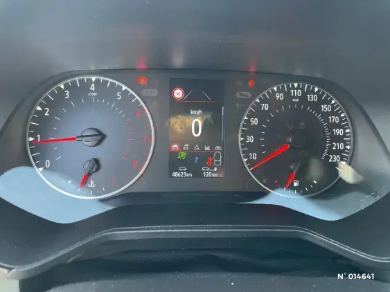 RENAULT CLIO V - voiture d'occasion - Photo 12