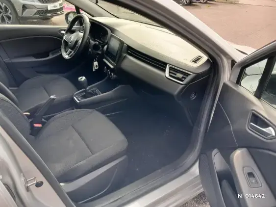 RENAULT CLIO V - voiture d'occasion - Photo 10