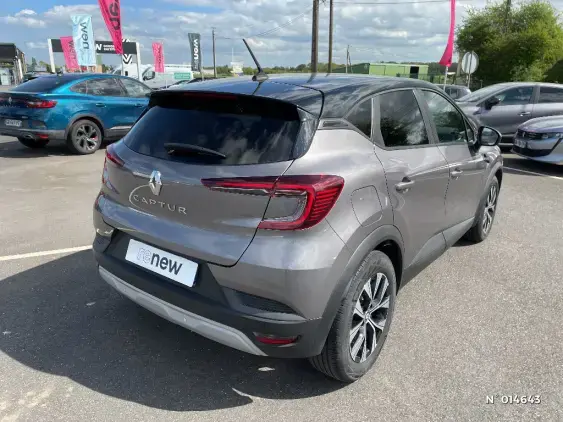 RENAULT CAPTUR II - voiture d'occasion - Photo 4