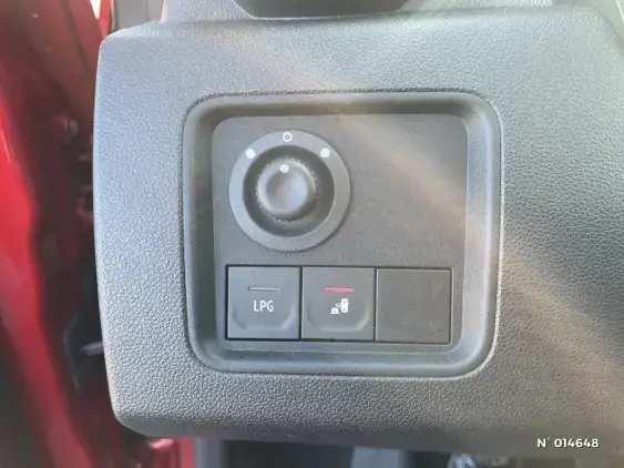 DACIA DUSTER II - voiture d'occasion - Photo 15
