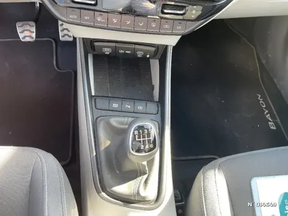 HYUNDAI BAYON - voiture d'occasion - Photo 24