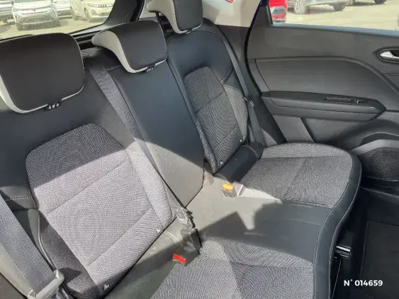 RENAULT CAPTUR II - voiture d'occasion - Photo 11