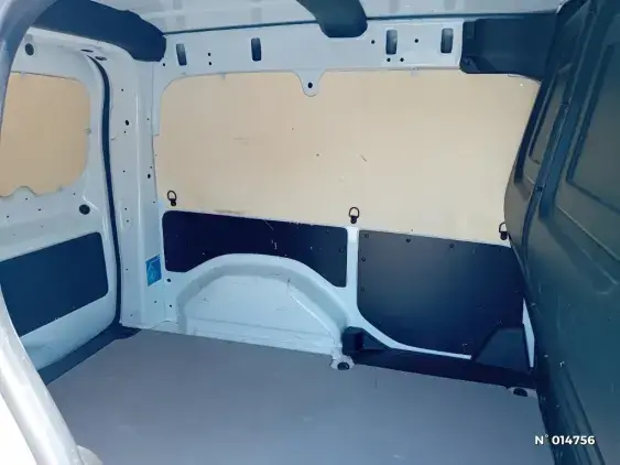 RENAULT KANGOO III - voiture d'occasion - Photo 11