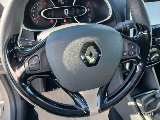 RENAULT CLIO IV - voiture d'occasion - Photo 26