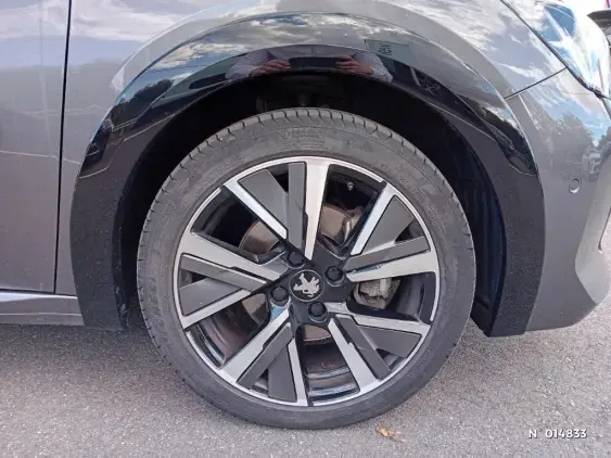 PEUGEOT 208 II - voiture d'occasion - Photo 8