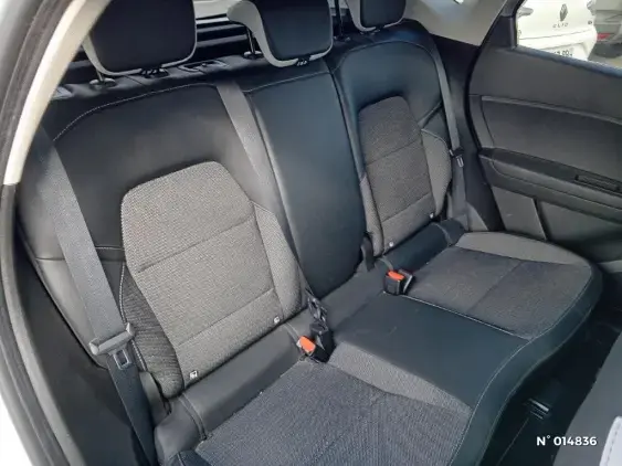RENAULT CAPTUR II - voiture d'occasion - Photo 11