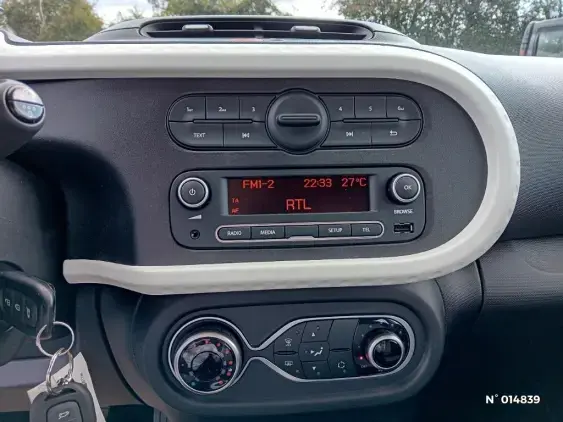 RENAULT TWINGO ELECTRIQUE III - voiture d'occasion - Photo 13