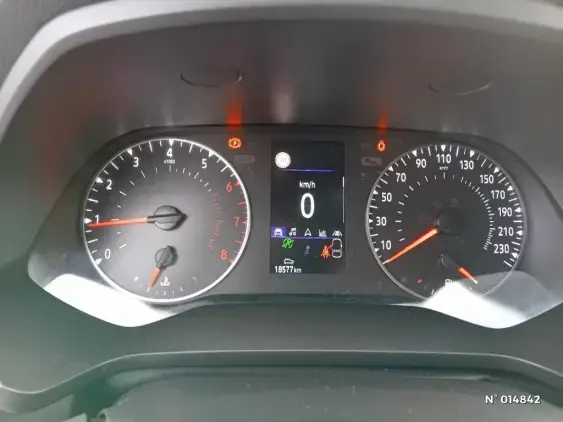 RENAULT CAPTUR II - voiture d'occasion - Photo 12