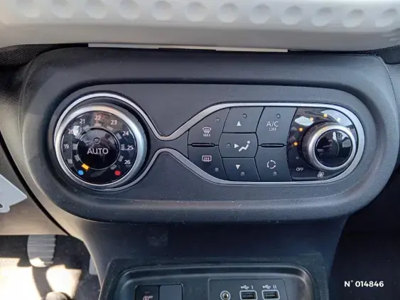 RENAULT TWINGO III - voiture d'occasion - Photo 14