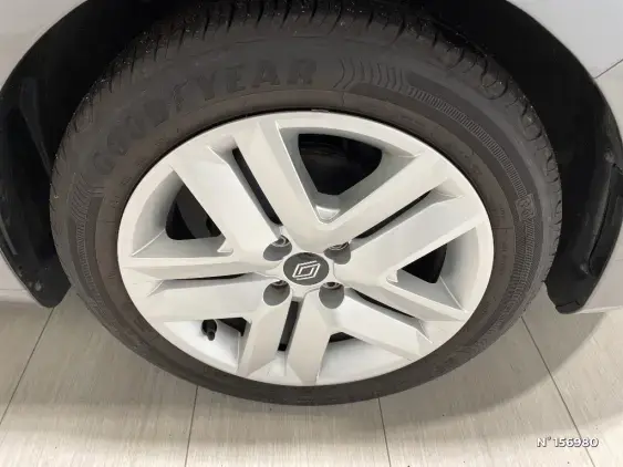 RENAULT CLIO V - voiture d'occasion - Photo 8