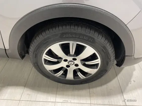 RENAULT CAPTUR - voiture d'occasion - Photo 8