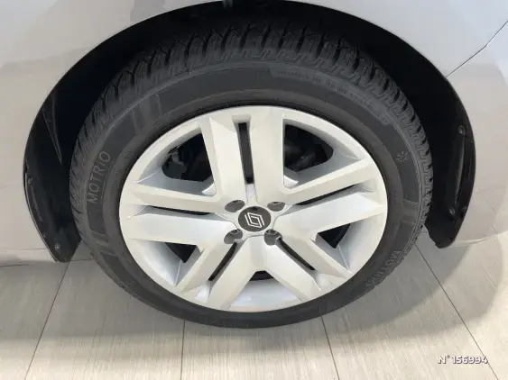 RENAULT CLIO V - voiture d'occasion - Photo 8