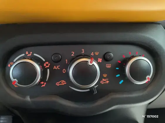 RENAULT TWINGO III - voiture d'occasion - Photo 14