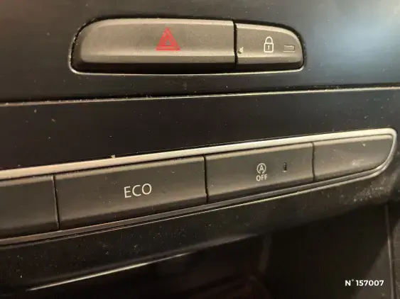 RENAULT MEGANE IV - voiture d'occasion - Photo 26