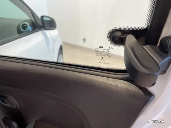 RENAULT TWINGO ELECTRIQUE III - voiture d'occasion - Photo 26