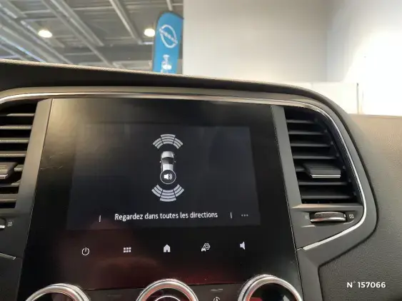RENAULT MEGANE IV - voiture d'occasion - Photo 14