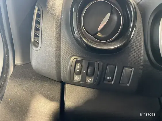 RENAULT TRAFIC FG III - voiture d'occasion - Photo 14