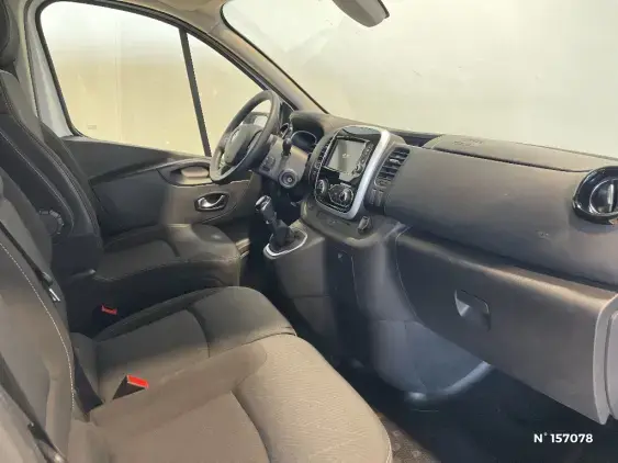 RENAULT TRAFIC FG III - voiture d'occasion - Photo 9