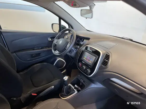 RENAULT CAPTUR - voiture d'occasion - Photo 10