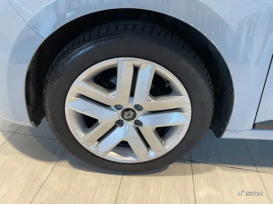 RENAULT CLIO V - voiture d'occasion - Photo 8