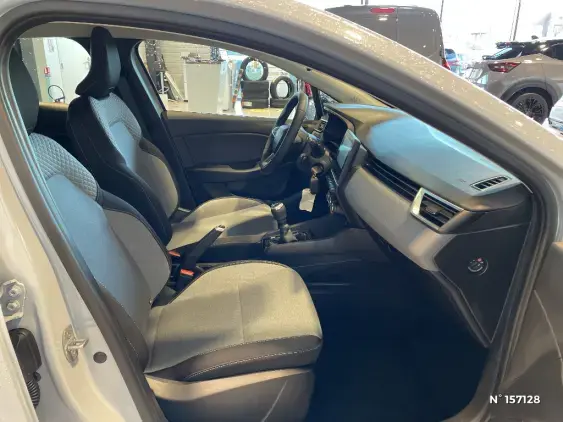 RENAULT CLIO V - voiture d'occasion - Photo 10