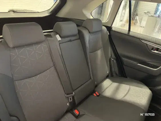 TOYOTA RAV4 V - voiture d'occasion - Photo 11