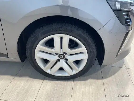 RENAULT CLIO V - voiture d'occasion - Photo 8