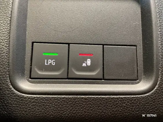 DACIA DUSTER II - voiture d'occasion - Photo 15