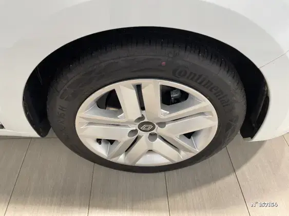 RENAULT CLIO V - voiture d'occasion - Photo 8