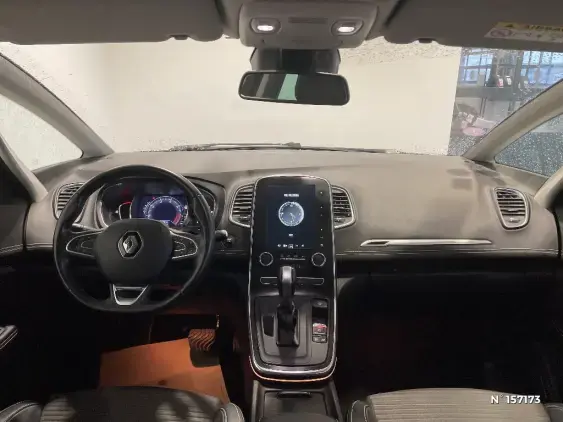 RENAULT SCENIC IV - voiture d'occasion - Photo 9