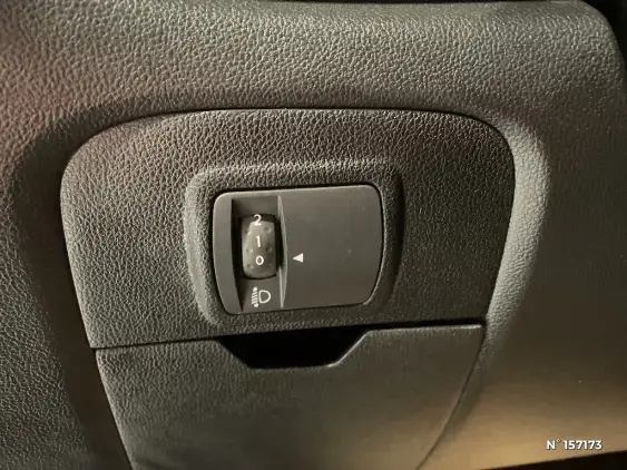 RENAULT SCENIC IV - voiture d'occasion - Photo 15