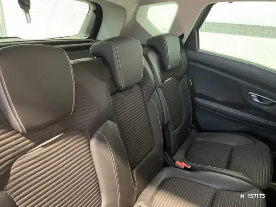 RENAULT SCENIC IV - voiture d'occasion - Photo 11