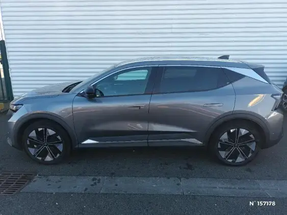 RENAULT SCENIC V ELECTRIQUE - voiture d'occasion - Photo 2