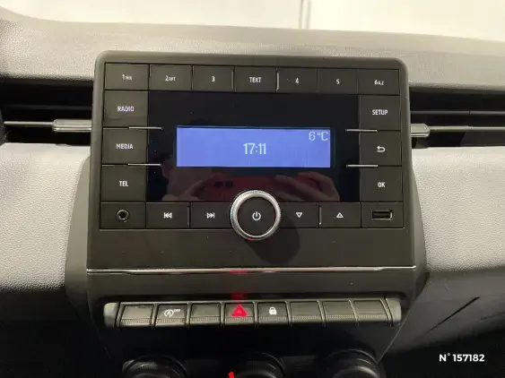 RENAULT CLIO V - voiture d'occasion - Photo 13