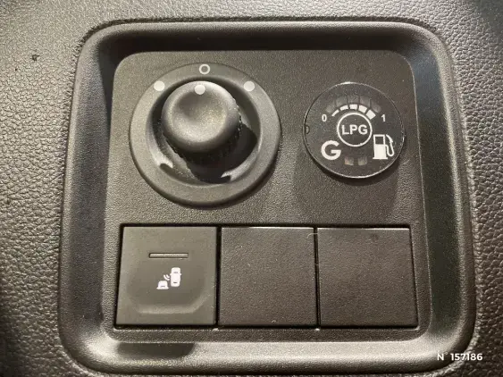 DACIA DUSTER II - voiture d'occasion - Photo 15