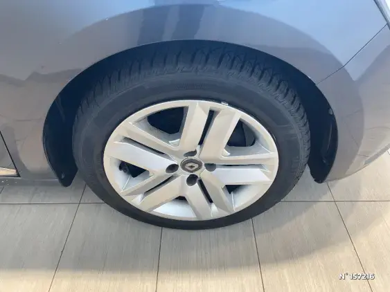 RENAULT CLIO V - voiture d'occasion - Photo 8