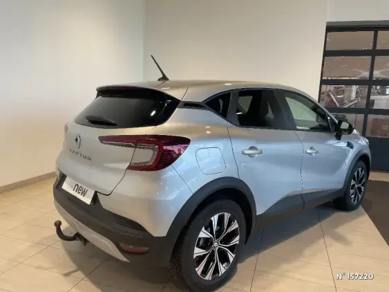 RENAULT CAPTUR II - voiture d'occasion - Photo 4