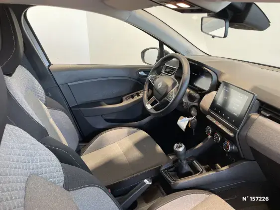 RENAULT CLIO V - voiture d'occasion - Photo 10