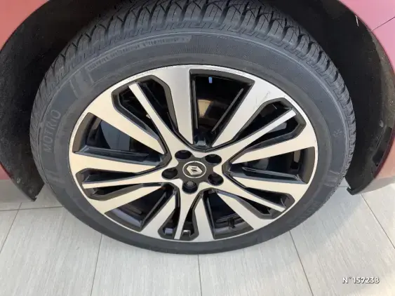 RENAULT SCENIC IV - voiture d'occasion - Photo 8